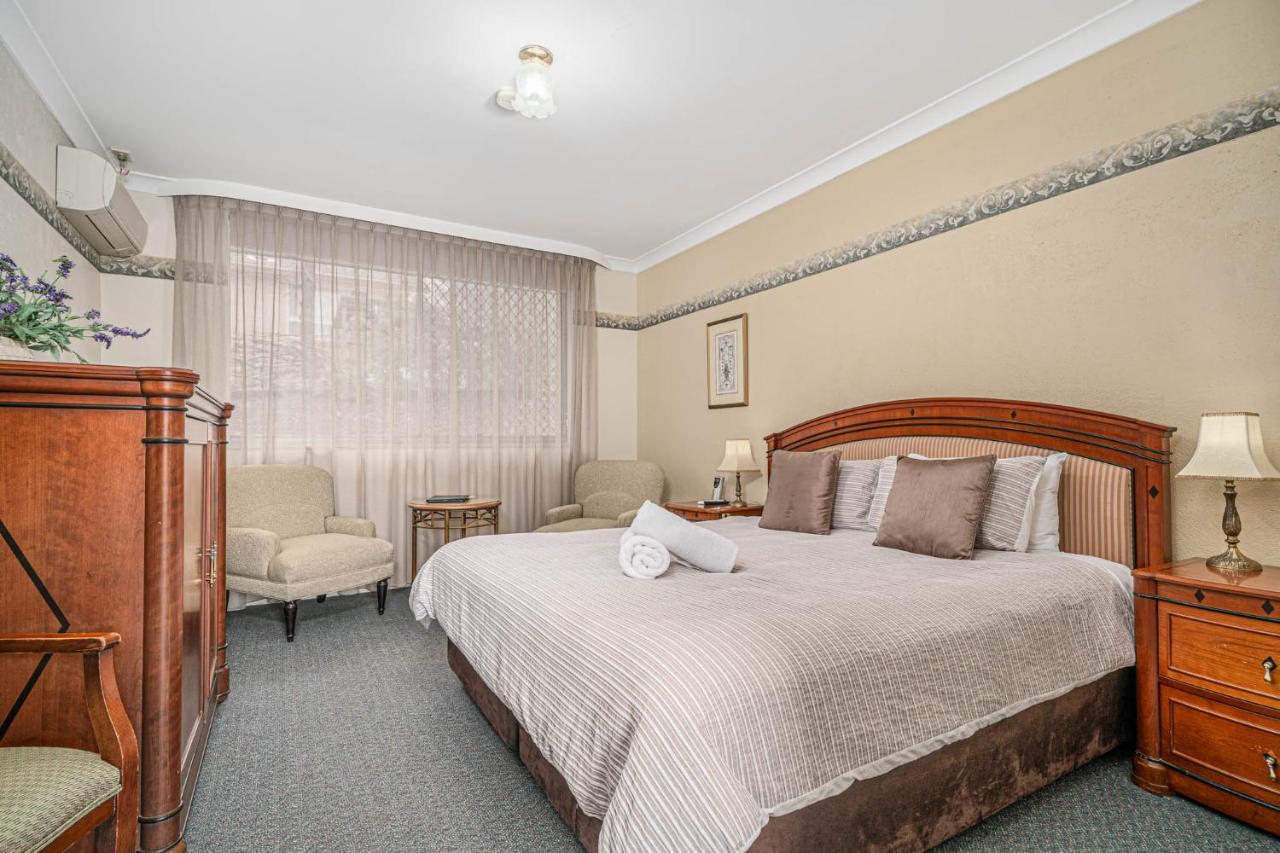 Cotswold Gardens Motel Armidale Bagian luar foto